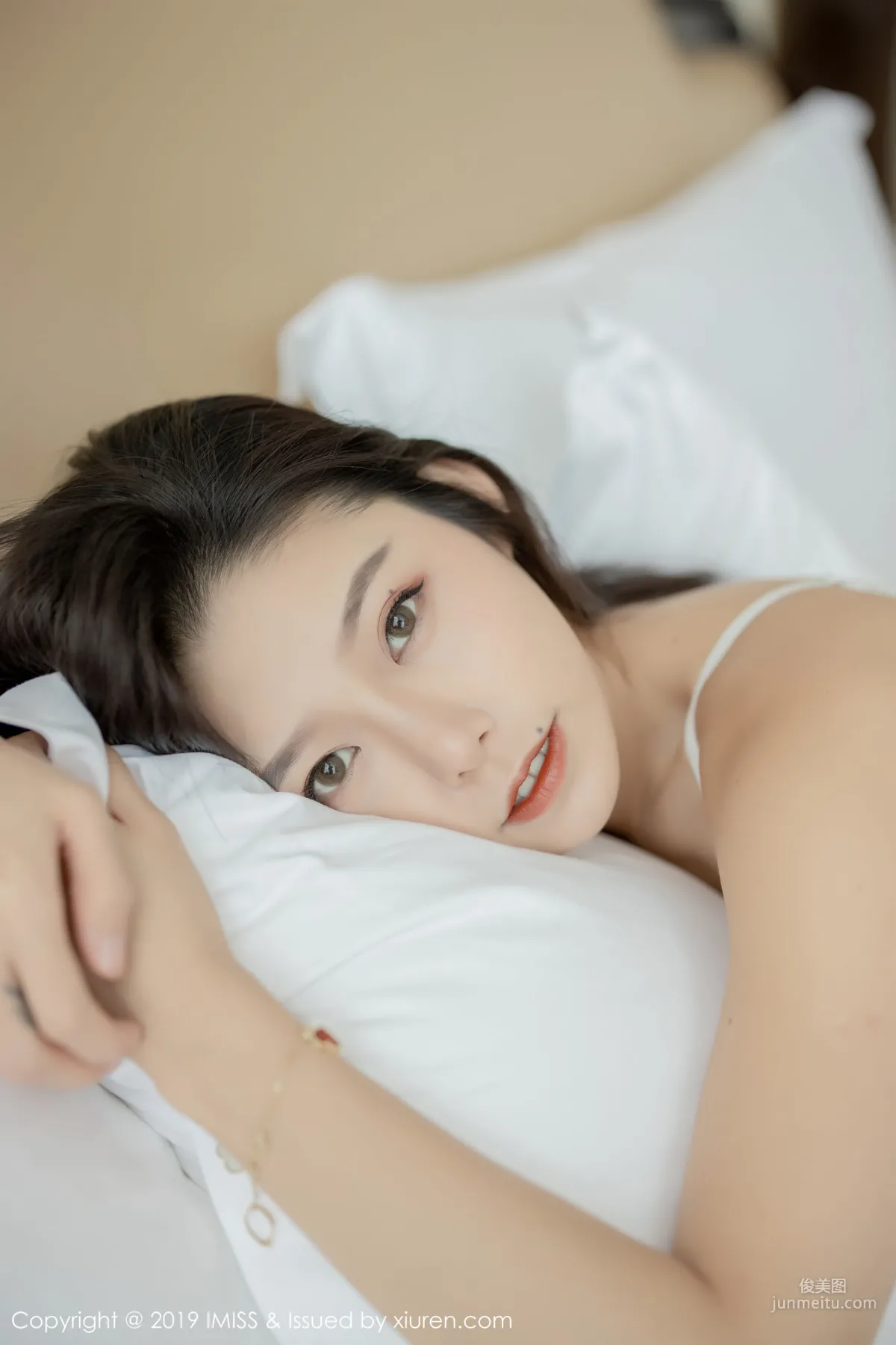 luvian Benneng, Sexy Lingerie and Exquisite Stockings Series in the Bathroom [IMISS] Vol.398 Photo Set photo 32