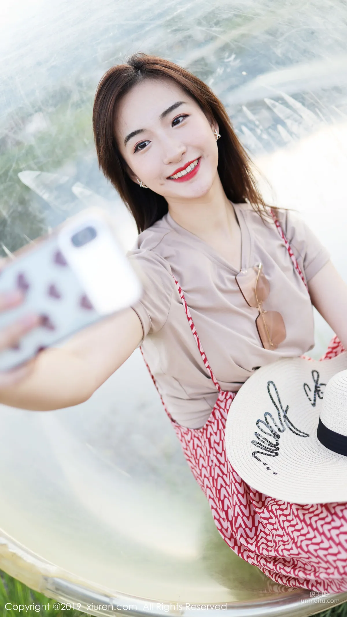 Yi'er Latte Outdoor Fresh Sweet Style Series [XiuRen] No.1718 Photo Set photo 62