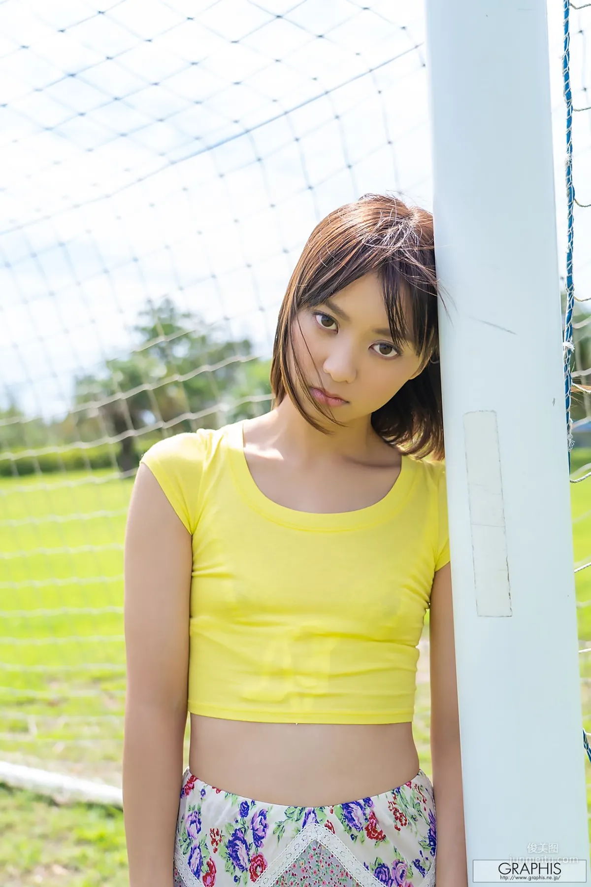 Suzu Monami: Graphis First Gravure photo 9