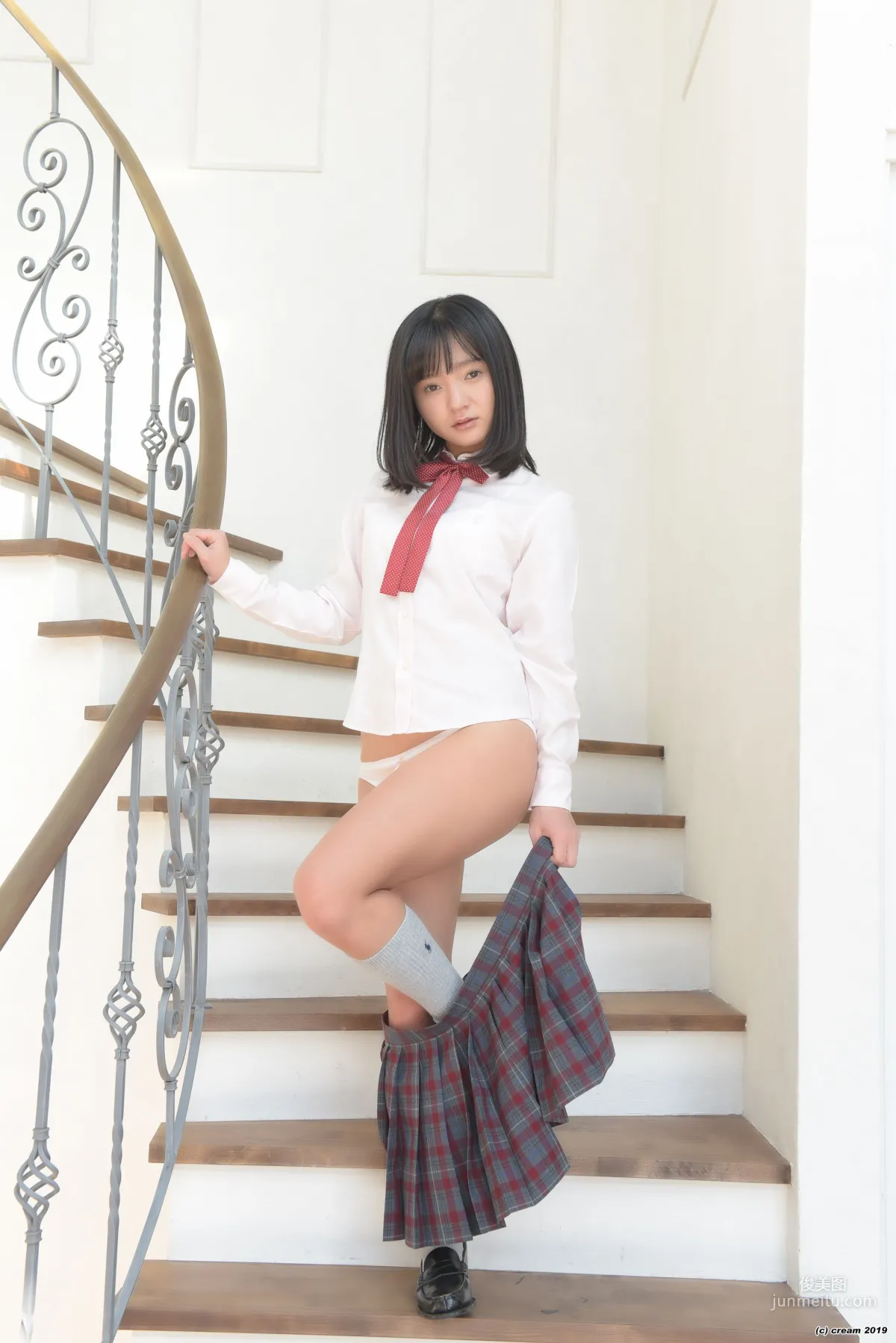 [LOVEPOP] 西永彩奈《Ayana Stripes - (Cream) - PPV》 寫真集 62