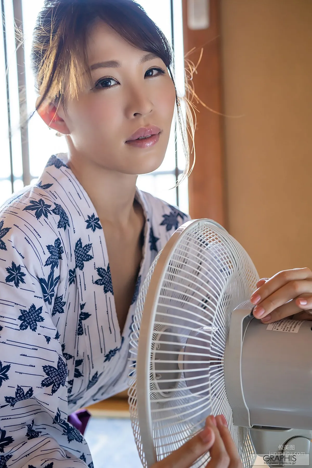凛音とうか(凛音桃花)《Private Affairs》 [Graphis] Special Gravure 写真集45