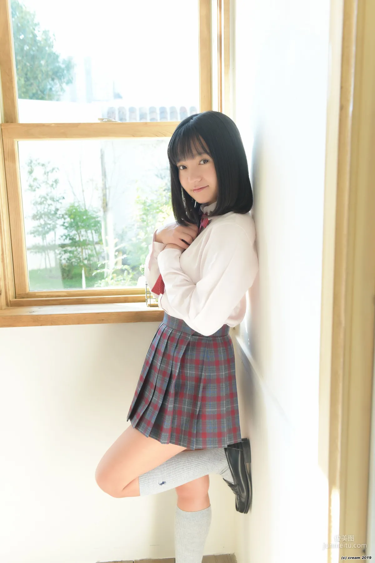 [LOVEPOP] 西永彩奈《Ayana Stripes - (Cream) - PPV》 寫真集 3