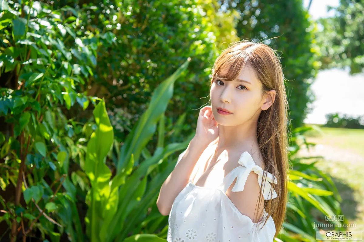 明里つむぎ(明里紬)《Moment》 [Graphis] Special Gravure 写真集9