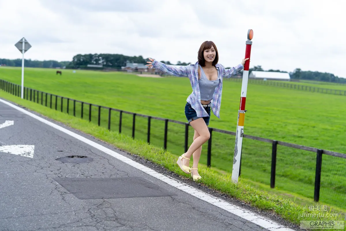 小島みなみ(小島南)《Happiness》 [Graphis] Special Gravure 寫真集 8