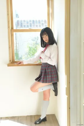 [LOVEPOP] 西永彩奈《Ayana Stripes - (Cream) - PPV》 寫真集