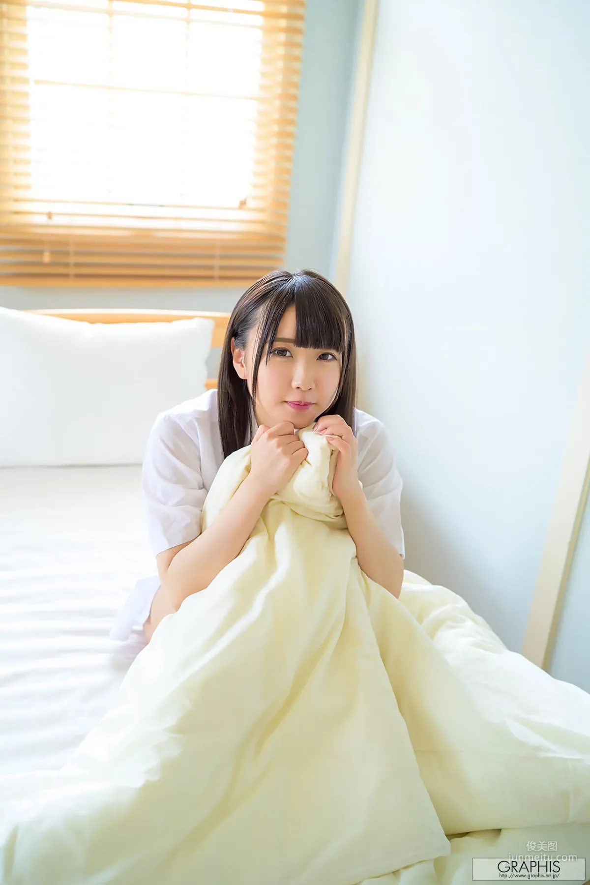 夢見照うた(夢見照歌)《Innocent Girl》 [Graphis] Special 寫真集 18