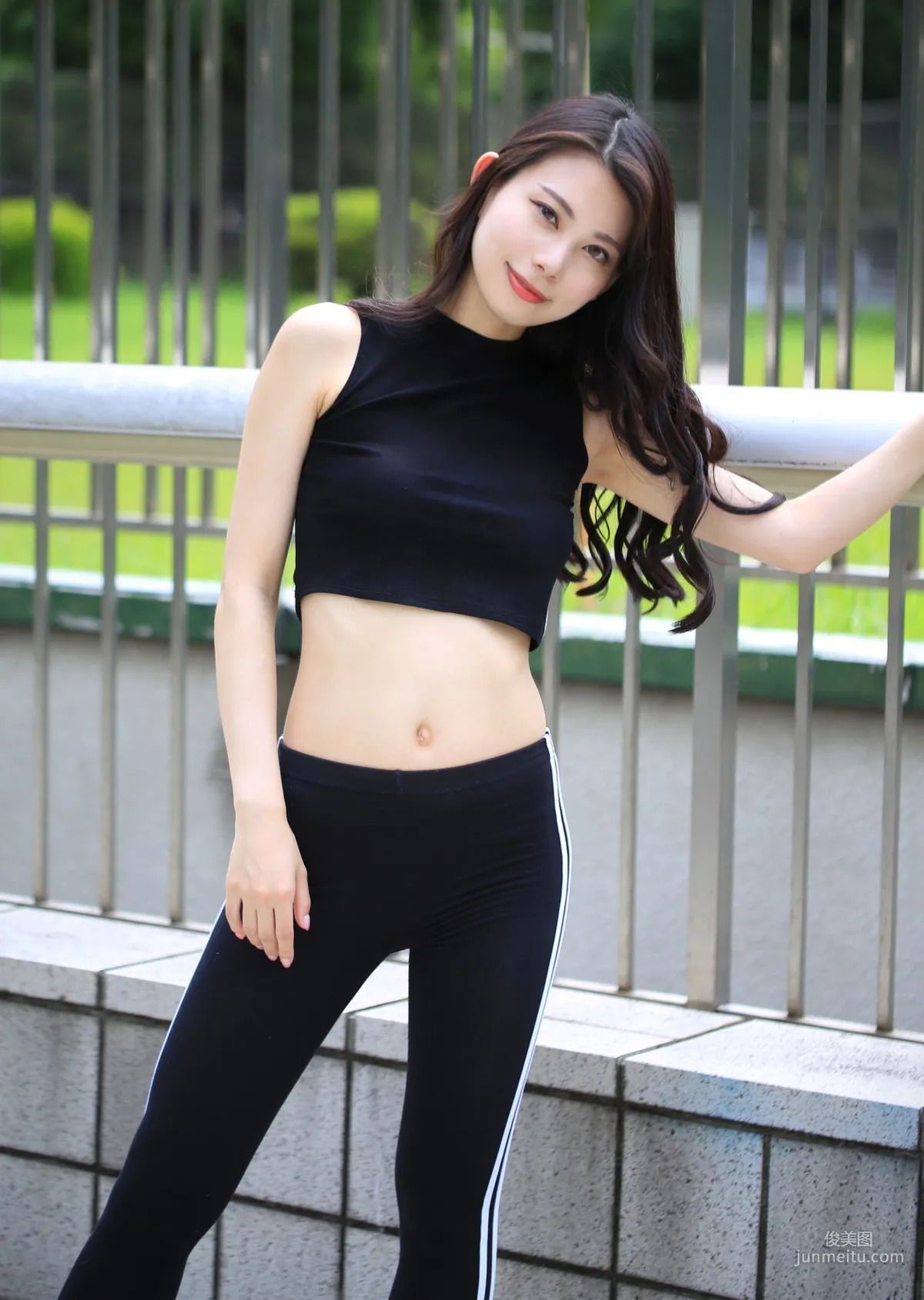 Sumire Jelly すみれゼリ 野乃すみれ《Healthy OUTIE》 写真集34