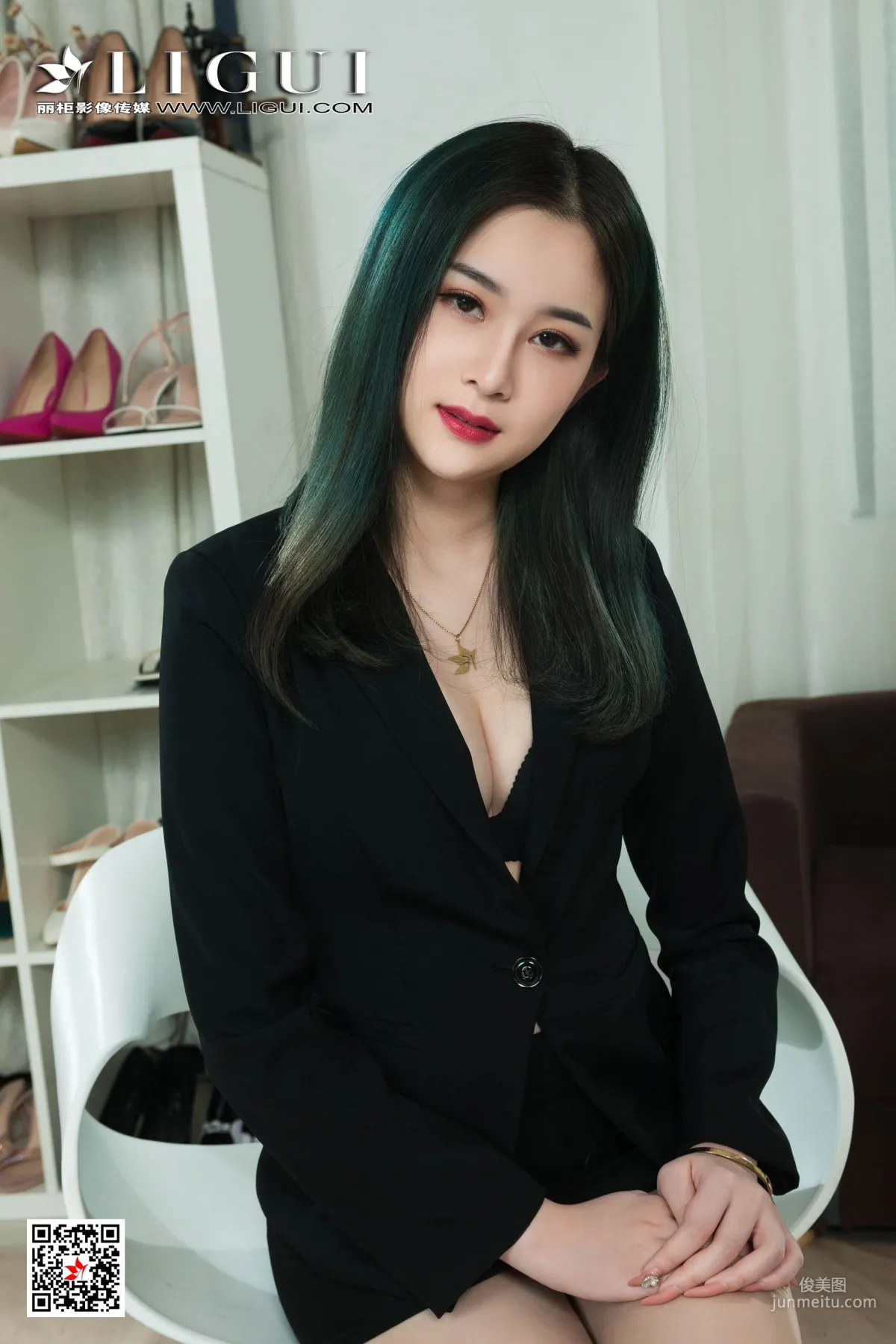Model 婷婷《绿发秘书》 [丽柜Ligui] 写真集24