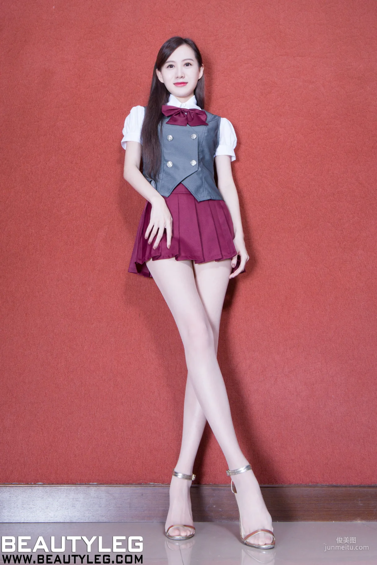 Wang Peini Penny, OL, Uniform and Qipao Beautiful Legs [Beautyleg] No.1880 Photo Set photo 17