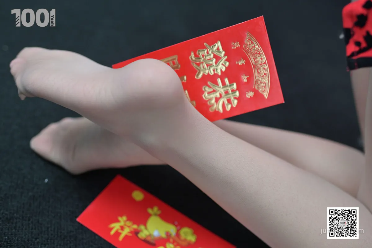 Model Zhen Zhen "Concentrated Capsule 2" [One Thousand and One Nights] Silk Feet and Beautiful Legs Photo Set photo 81