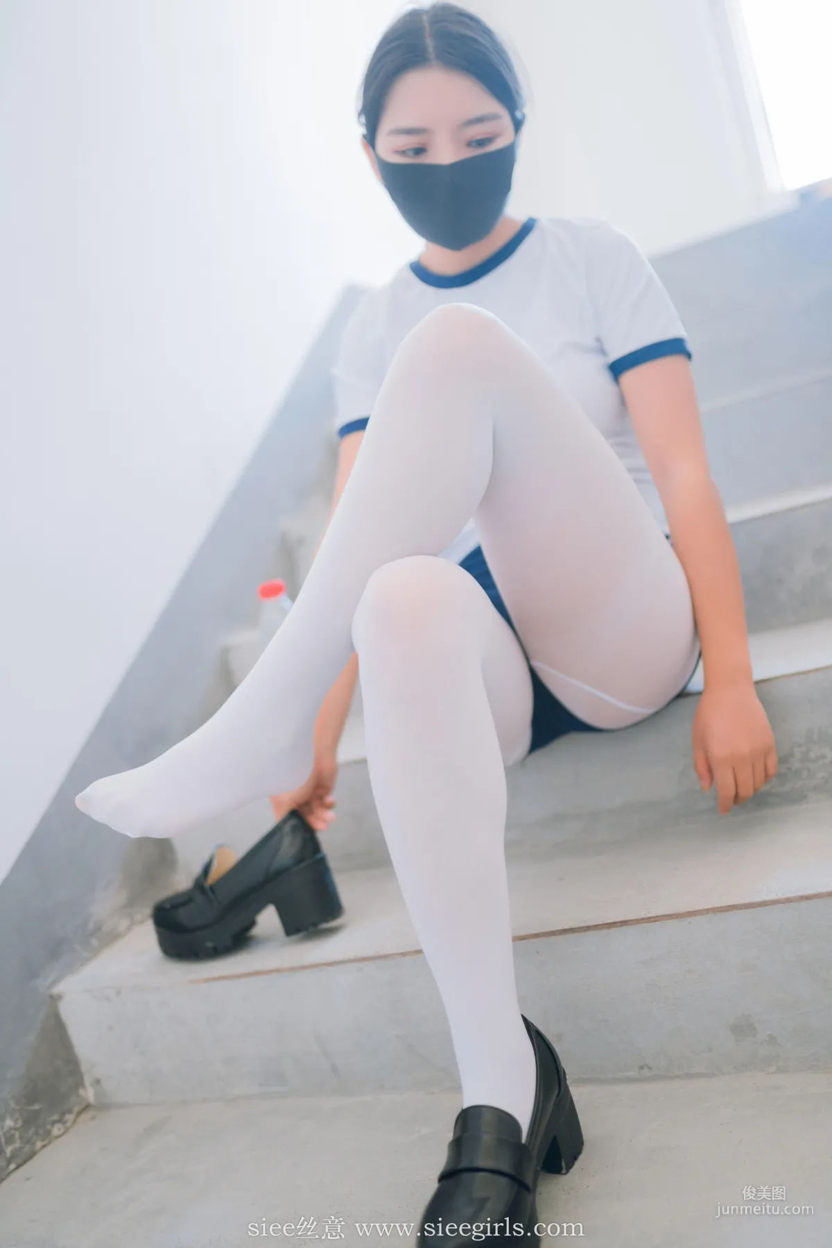 妞妞《正义的颜色》 [丝意SIEE] No.428 写真集1