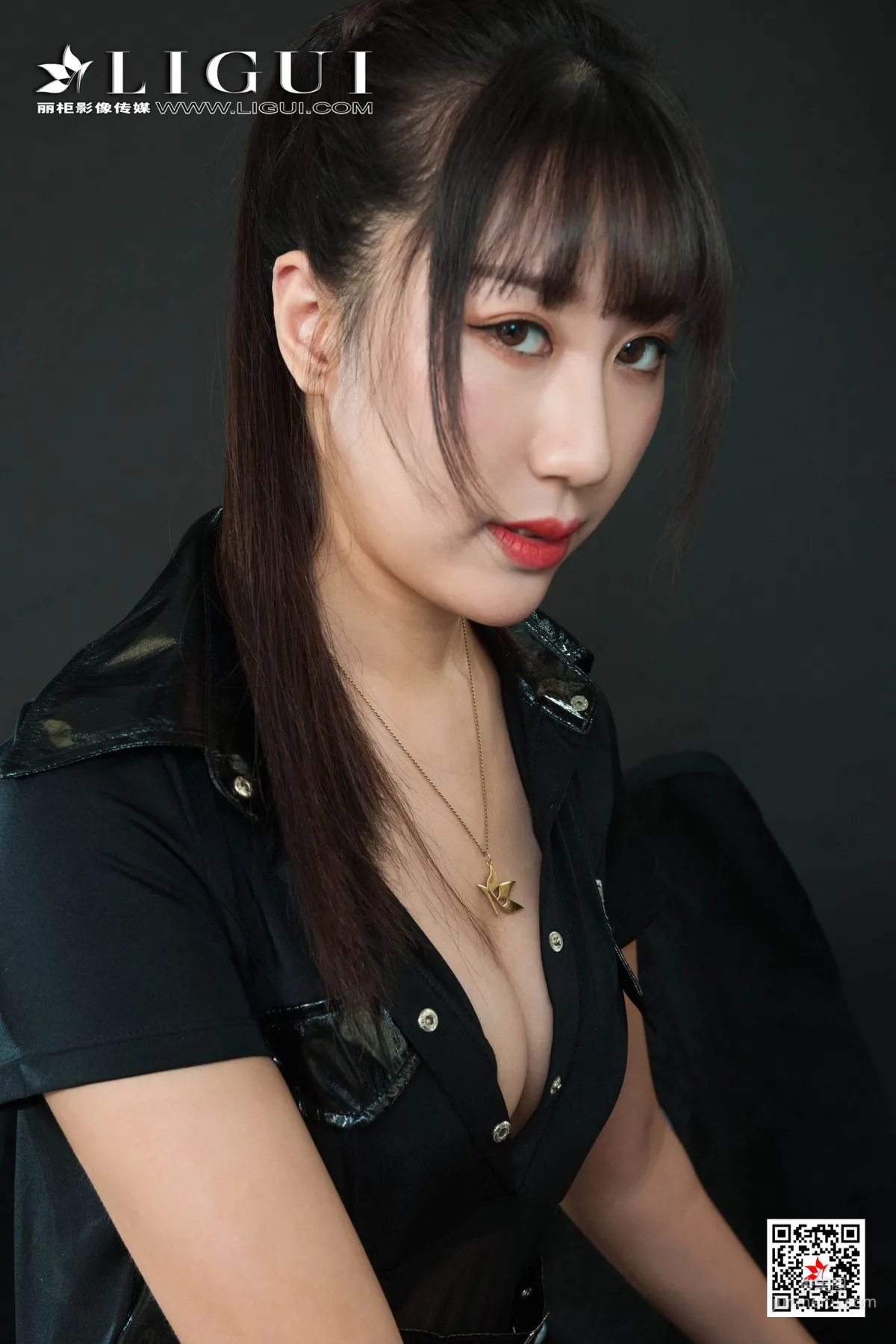 Model 軒軒《鐐铐黑絲女警》 [麗櫃Ligui] 網絡麗人 寫真集 12