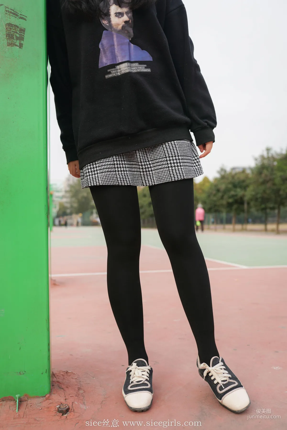 Xiong Xiong, Senior Girl Will Accompany You in the New Year [SIEE] No.403 Photo Set photo 56