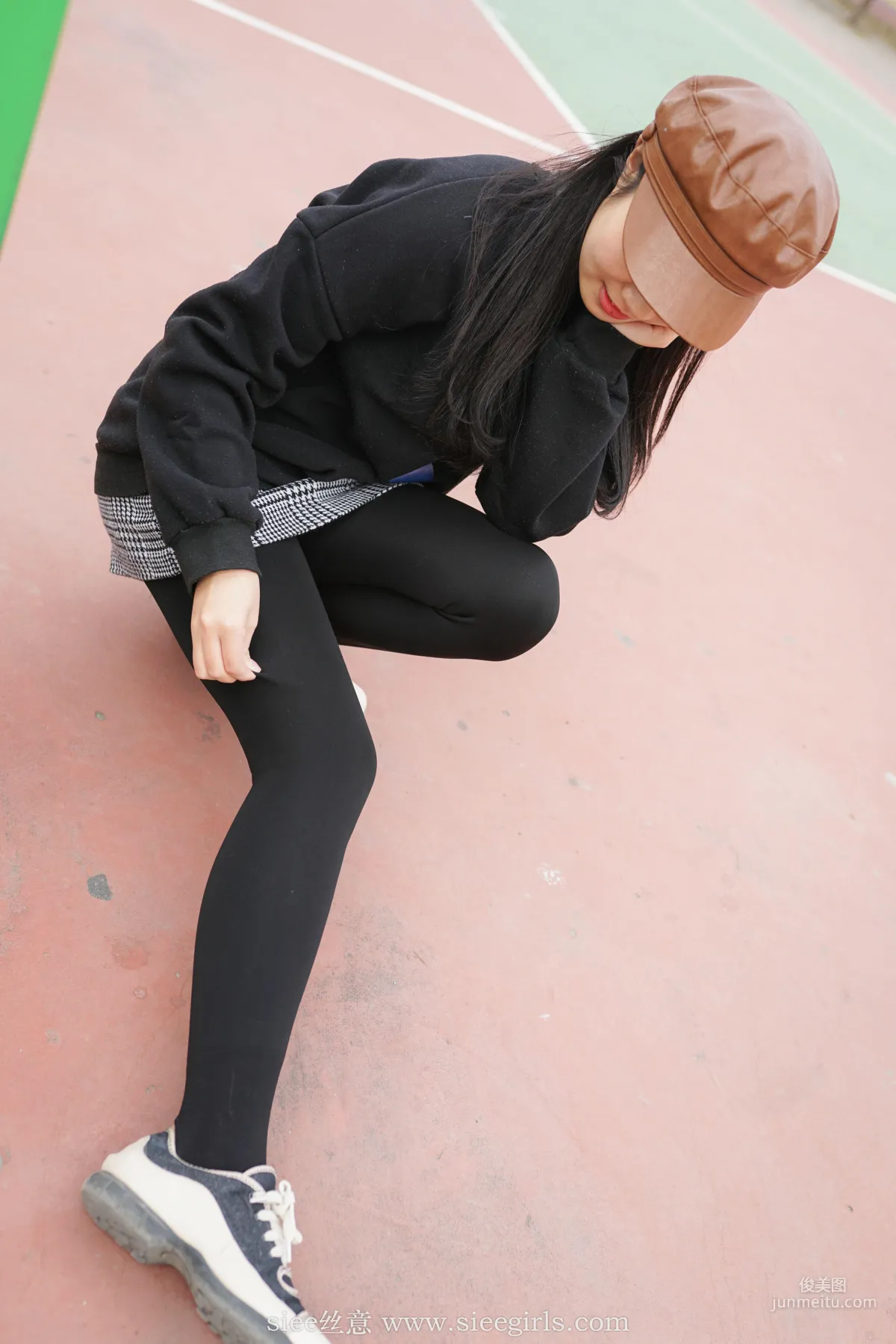 Xiong Xiong, Senior Girl Will Accompany You in the New Year [SIEE] No.403 Photo Set photo 31