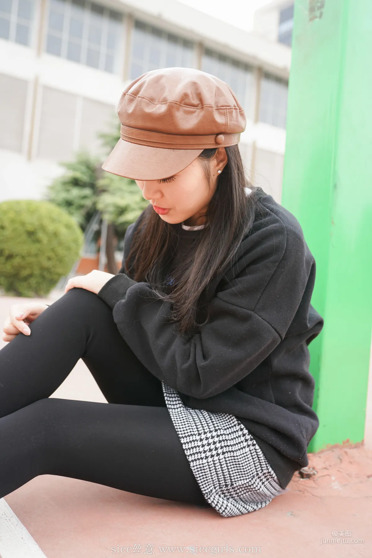Xiong Xiong, Senior Girl Will Accompany You in the New Year [SIEE] No.403 Photo Set photo 54