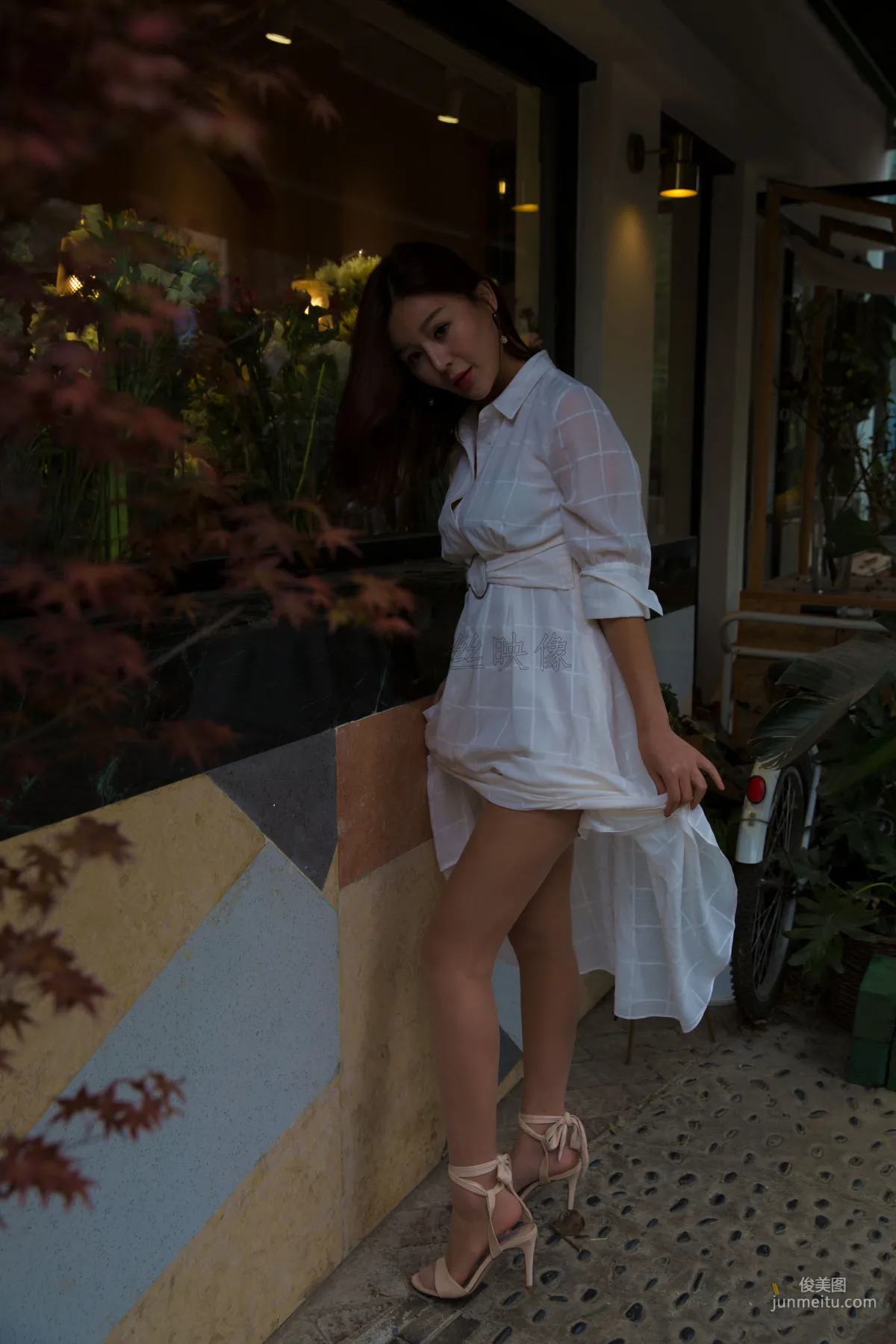 [GIRLISS] ROSI Under the Skirt of the Cool Ice Winter Photo Set photo 33