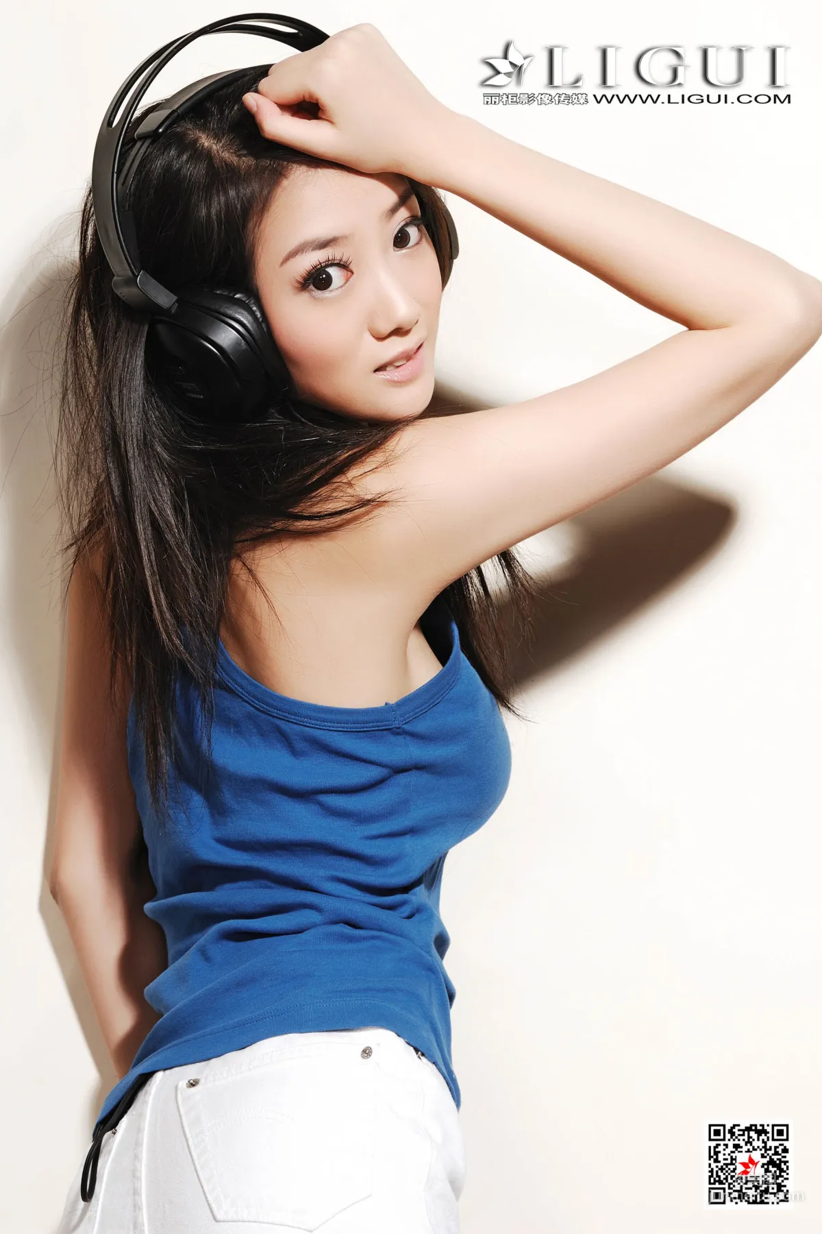 Model 亚男《水果黑丝少女》 [丽柜Ligui] 写真集30