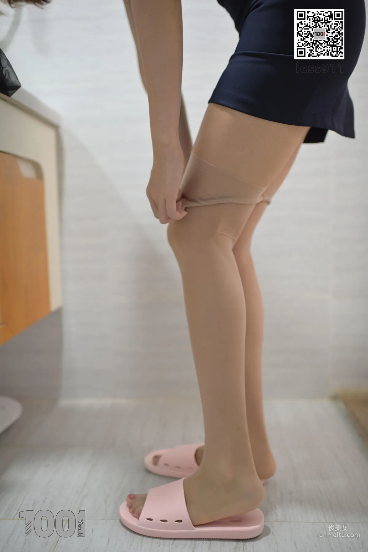 Model Lucy, Son's Private Tutor 1 [IESS One Thousand and One Nights] Beautiful Legs and Silk Feet Photo Set photo 79