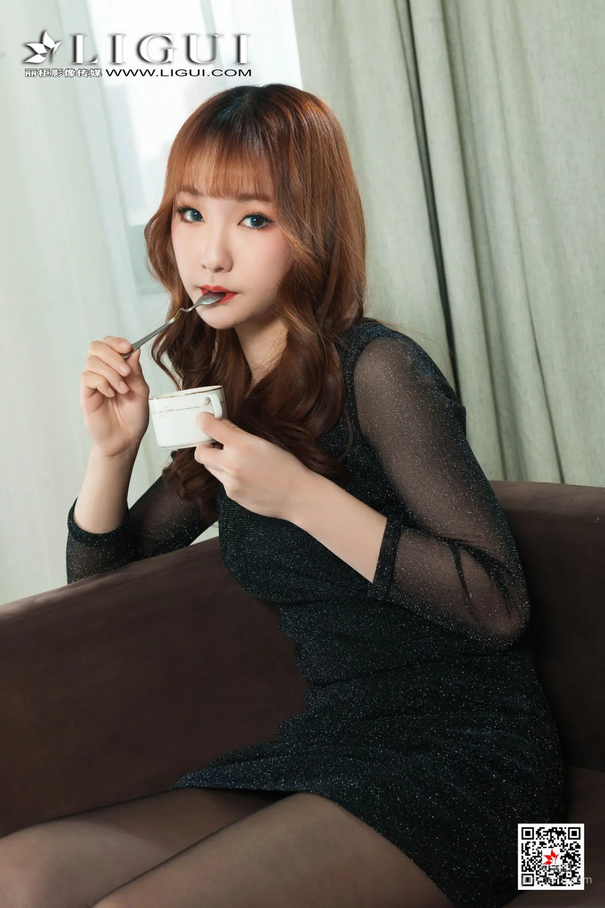 Model 蕊蕊《黑丝袜美腿玉足》 [丽柜Ligui] 写真集22