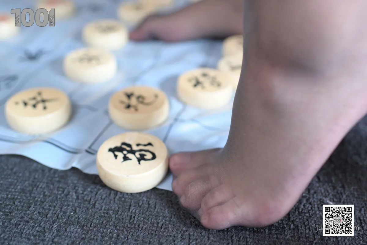 Models Zhenzhen Xiaoma, Who Fights for the Peak 1 [IESS] Beautiful Legs and Silk Feet Photo Set photo 59