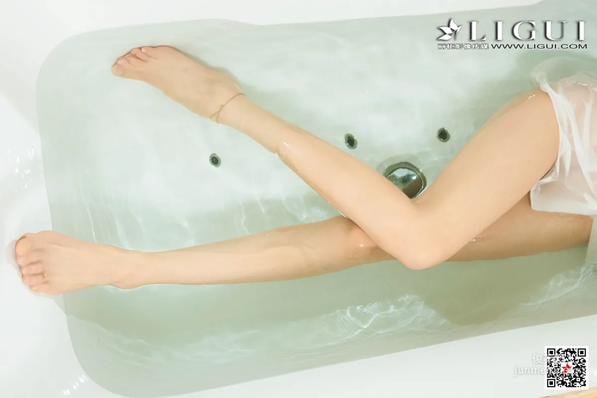 Model Tu Zi Bathroom White Shirt Wet Body Silk Stockings [Ligui] Photo Set photo 58