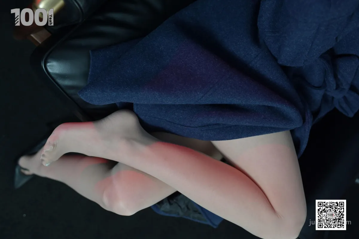 Model Zhen Zhen "Concentrated Capsule 2" [One Thousand and One Nights] Silk Feet and Beautiful Legs Photo Set photo 7
