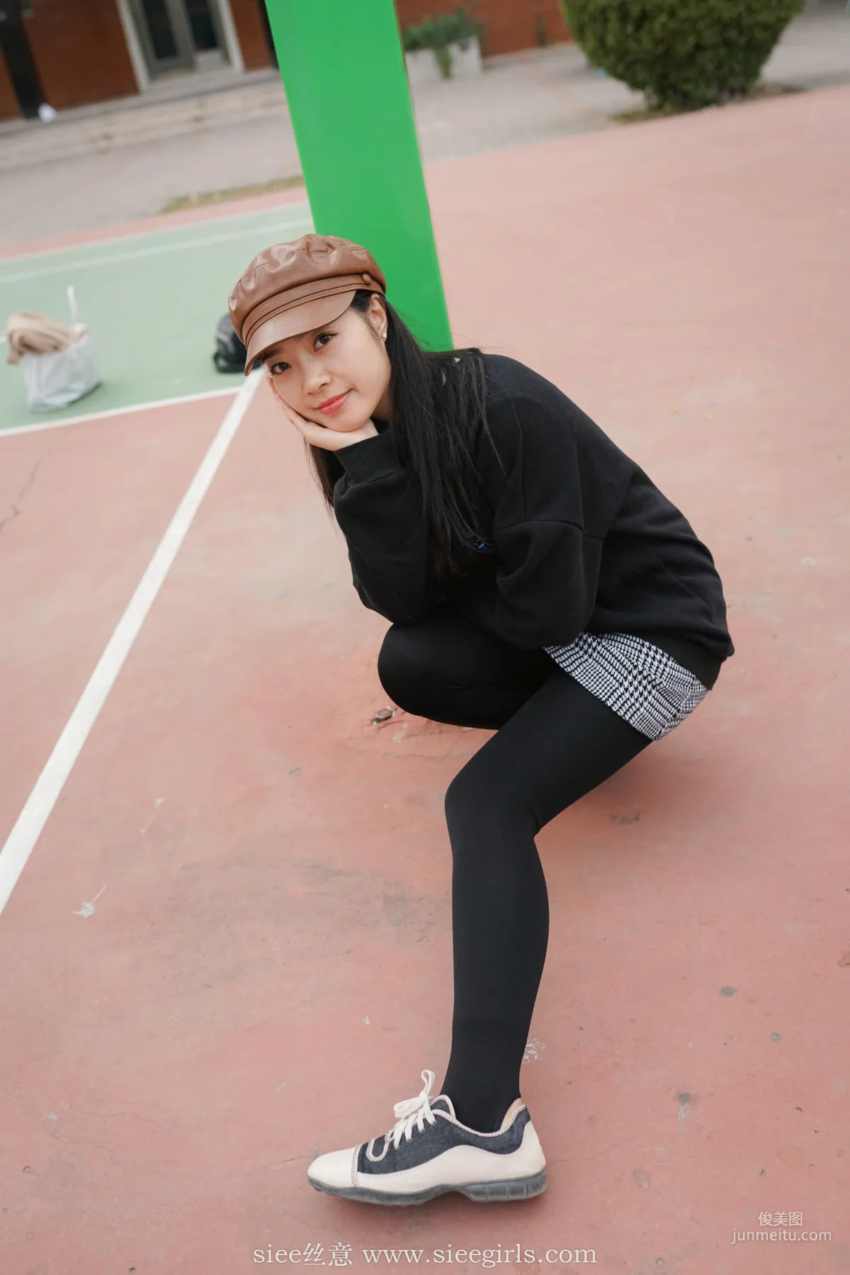 Xiong Xiong, Senior Girl Will Accompany You in the New Year [SIEE] No.403 Photo Set photo 27