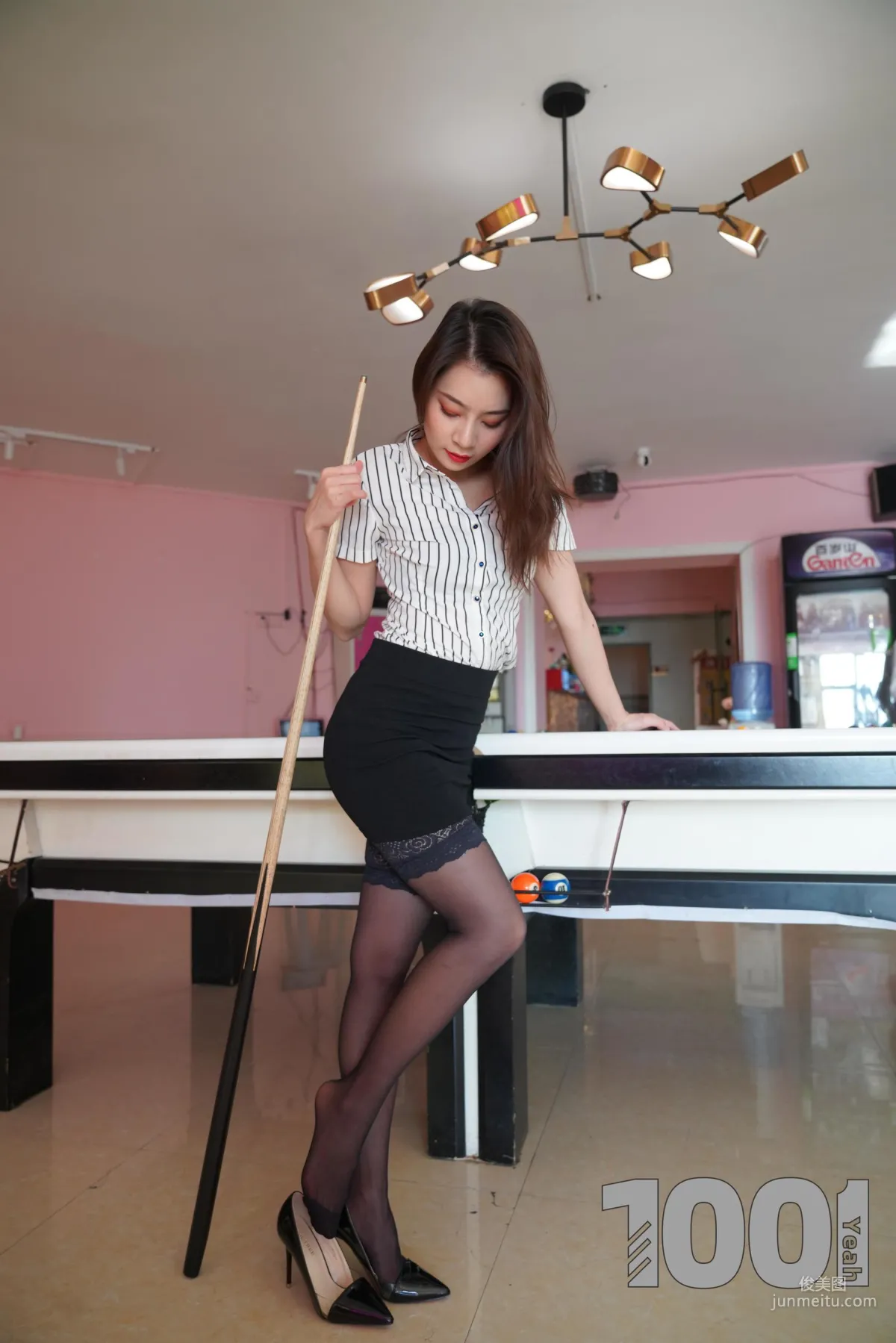 Model Zhen Zhen, Billiards Female Coach 3 [One Thousand and One Nights] Beautiful Legs High Heels Silk Stockings Photo Set photo 74