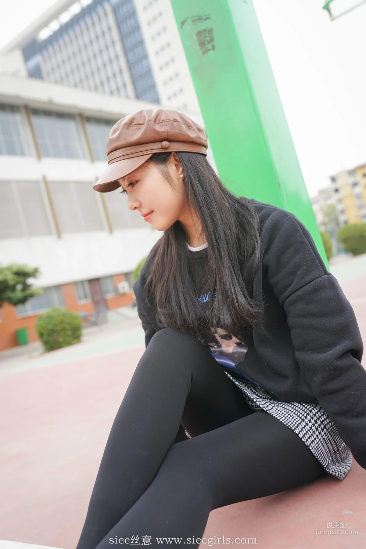Xiong Xiong, Senior Girl Will Accompany You in the New Year [SIEE] No.403 Photo Set photo 53