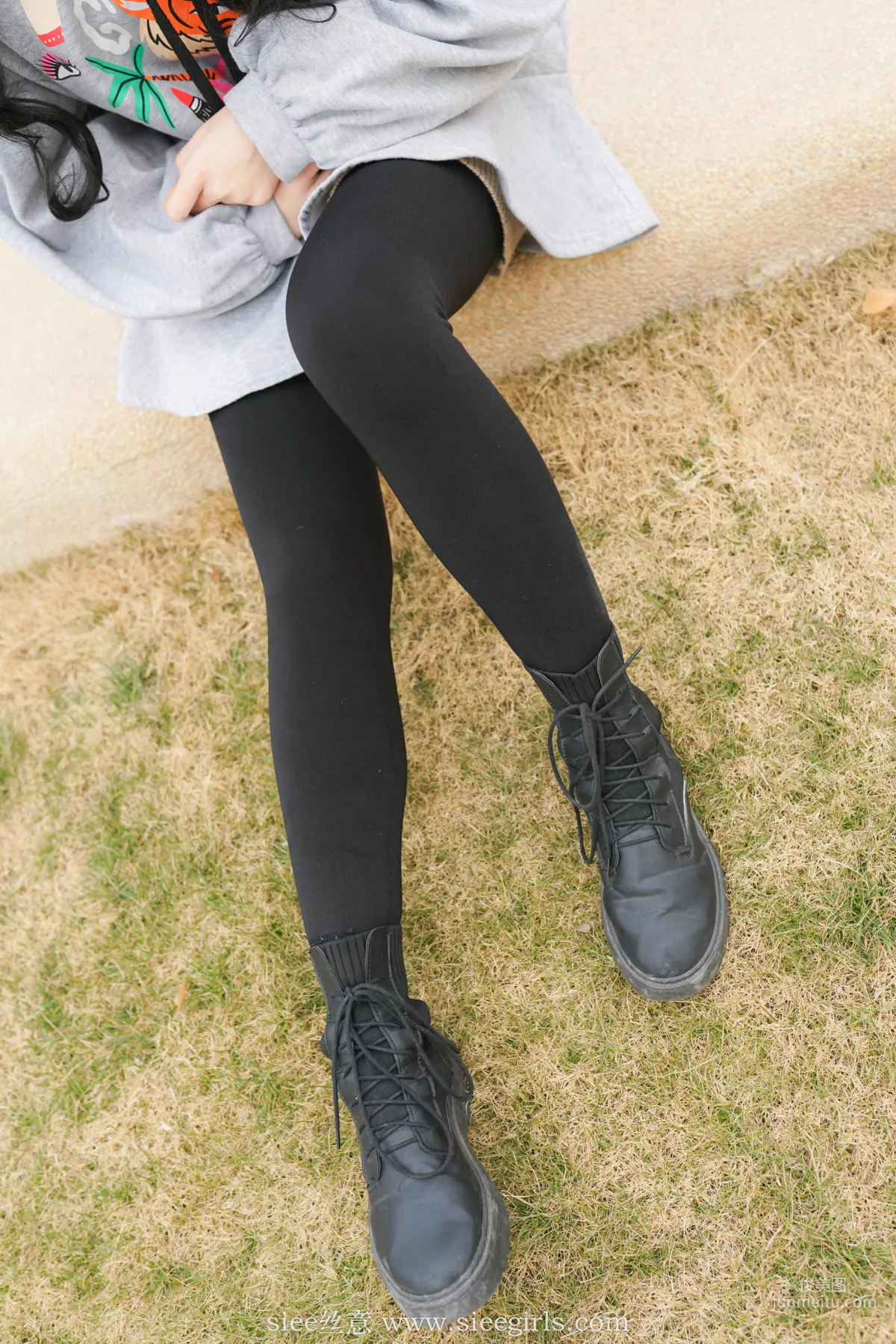 含含《新年快乐》 [丝意SIEE] No.417 写真集3