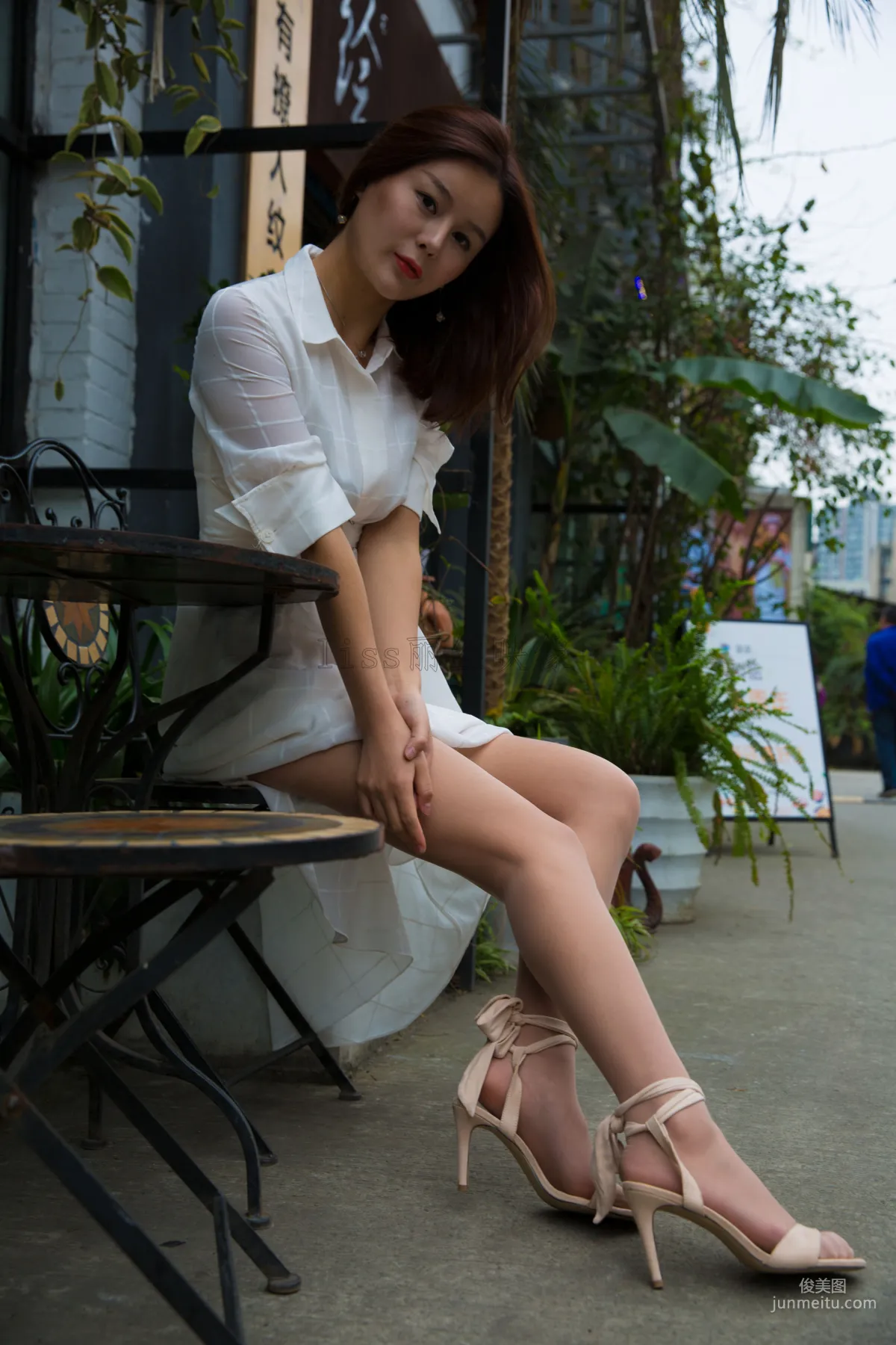 [GIRLISS] ROSI Under the Skirt of the Cool Ice Winter Photo Set photo 6