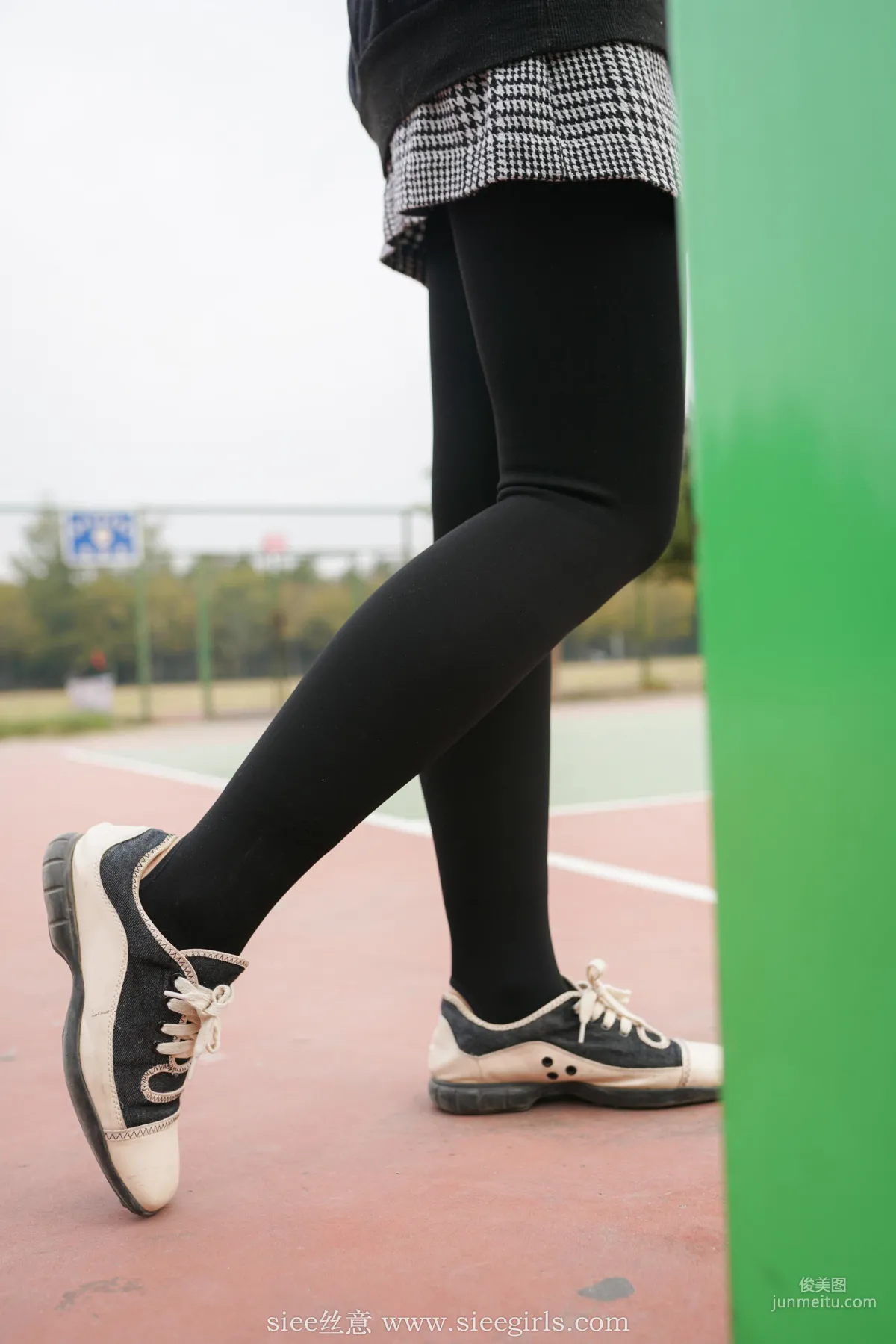 Xiong Xiong, Senior Girl Will Accompany You in the New Year [SIEE] No.403 Photo Set photo 12
