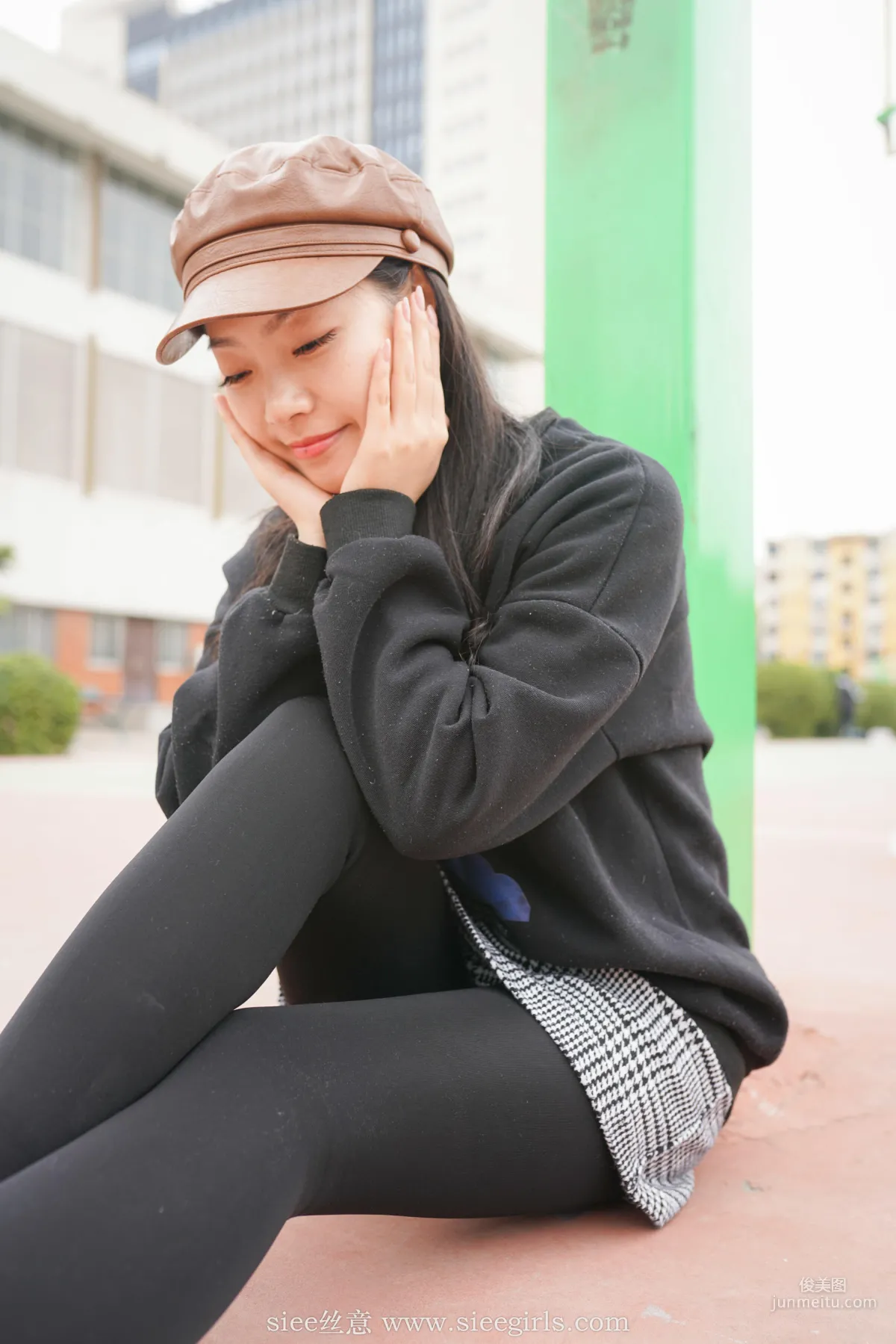 Xiong Xiong, Senior Girl Will Accompany You in the New Year [SIEE] No.403 Photo Set photo 50