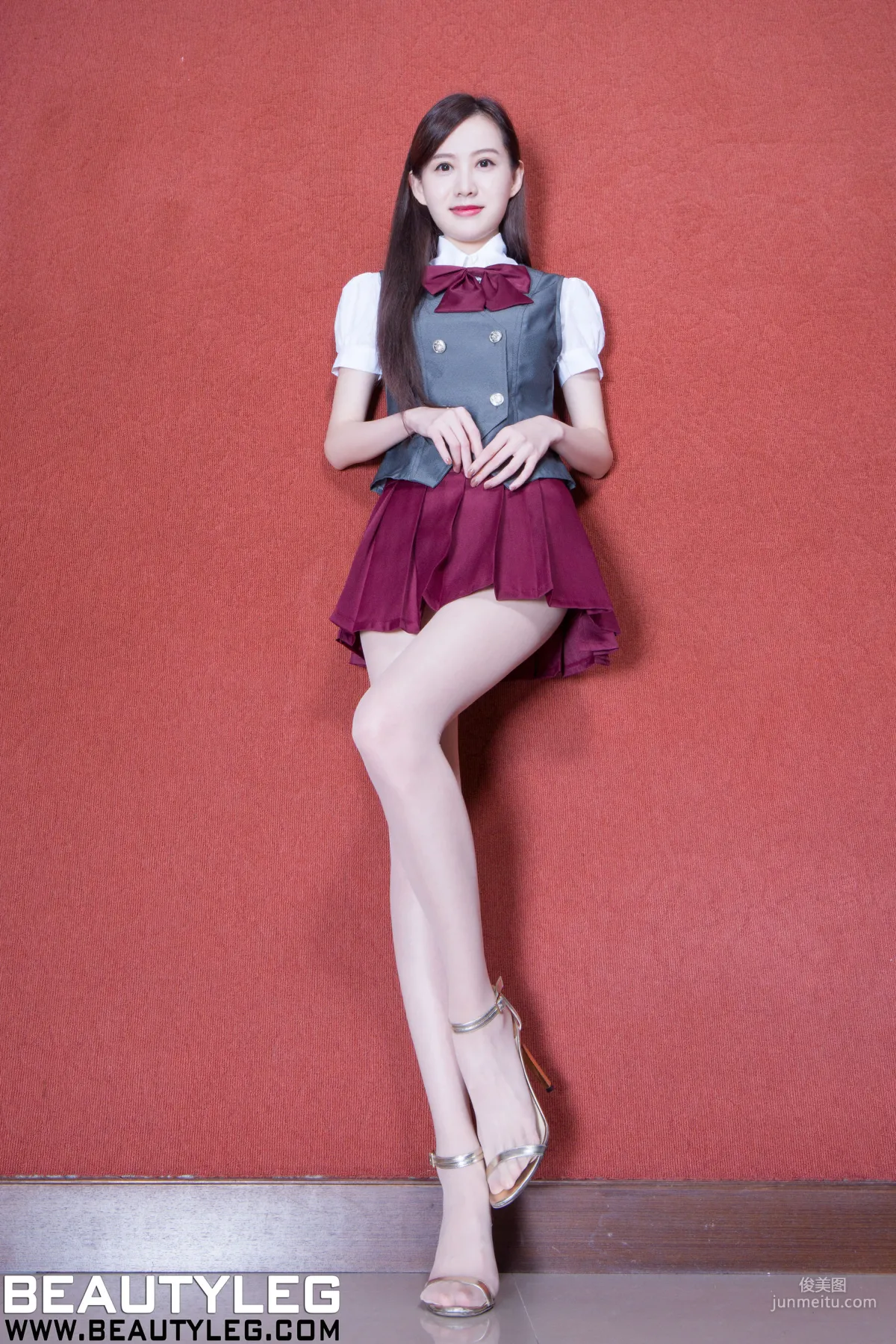 Wang Peini Penny, OL, Uniform and Qipao Beautiful Legs [Beautyleg] No.1880 Photo Set photo 18