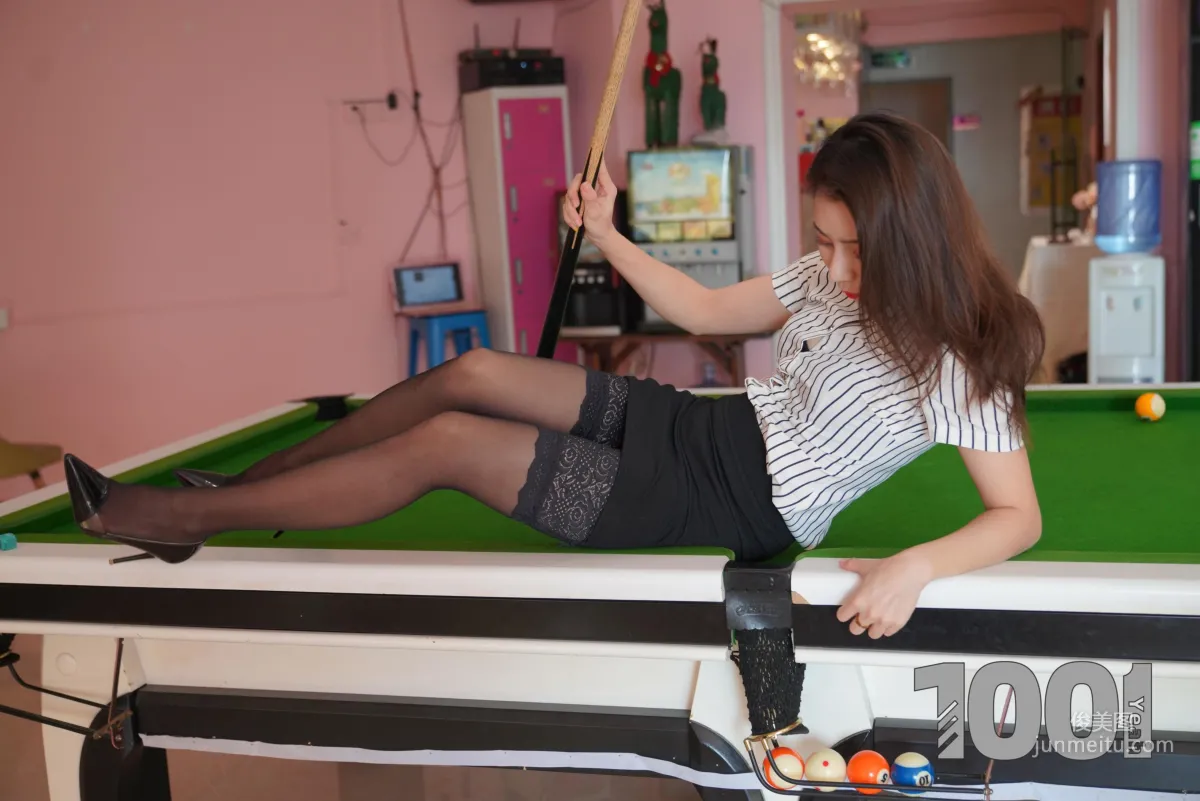 Model Zhen Zhen, Billiards Female Coach 3 [One Thousand and One Nights] Beautiful Legs High Heels Silk Stockings Photo Set photo 84