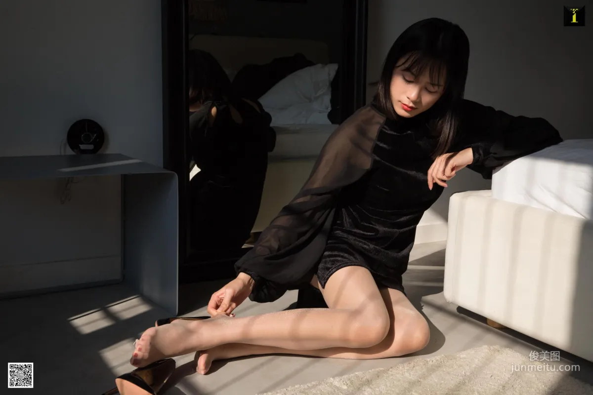 小小 《小小的烈日幻影》 [异思趣向IESS] 写真集52