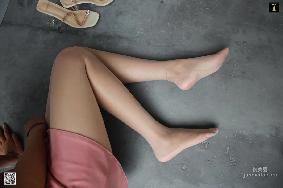 婉萍 《粉色气泡水女孩》 [异思趣向IESS] 写真集82