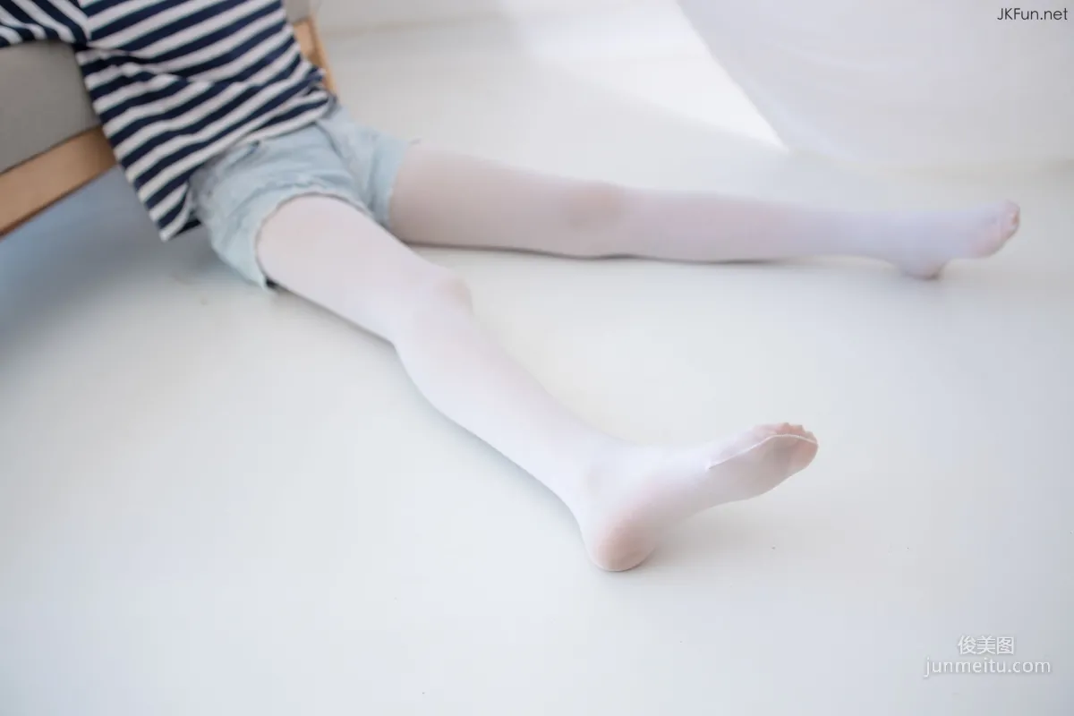 Aika《80D白丝》 [森萝财团] JKFUN-020 写真集76