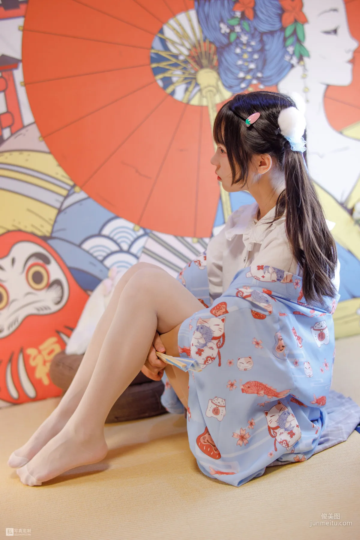 默陌《15D白絲 花裡胡哨的民宿》 [森蘿财團] JKFUN-027 寫真集 62