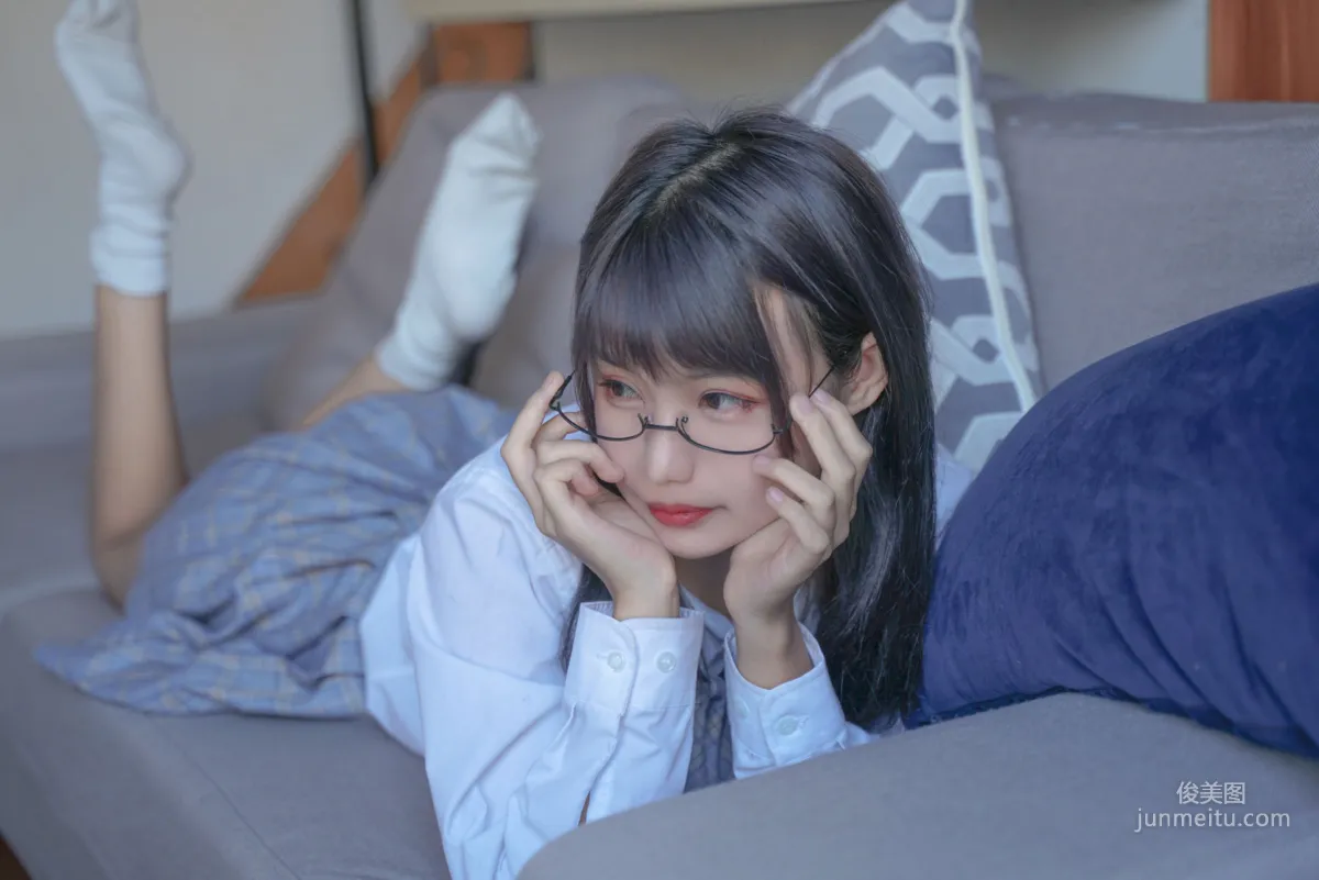 《裸腿制服裙》 [喵糖映画] VOL.047 写真集27