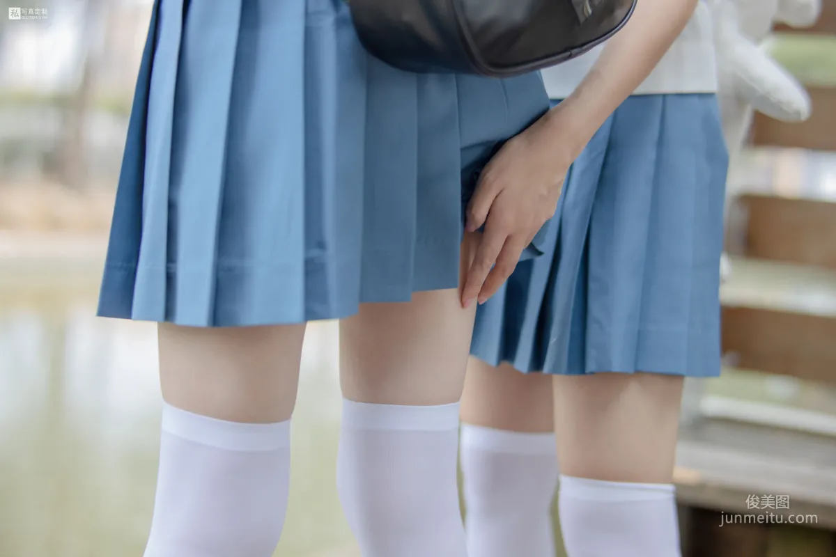 默陌&Aika《80D白絲過膝襪》 [森蘿财團] JKFUN-025 寫真集 60