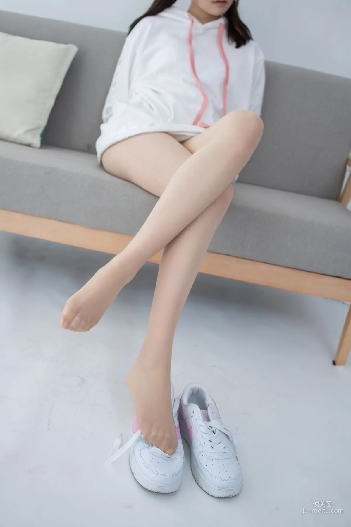 Aika《运动鞋 13D肉丝》 [森萝财团] JKFUN-048 写真集4