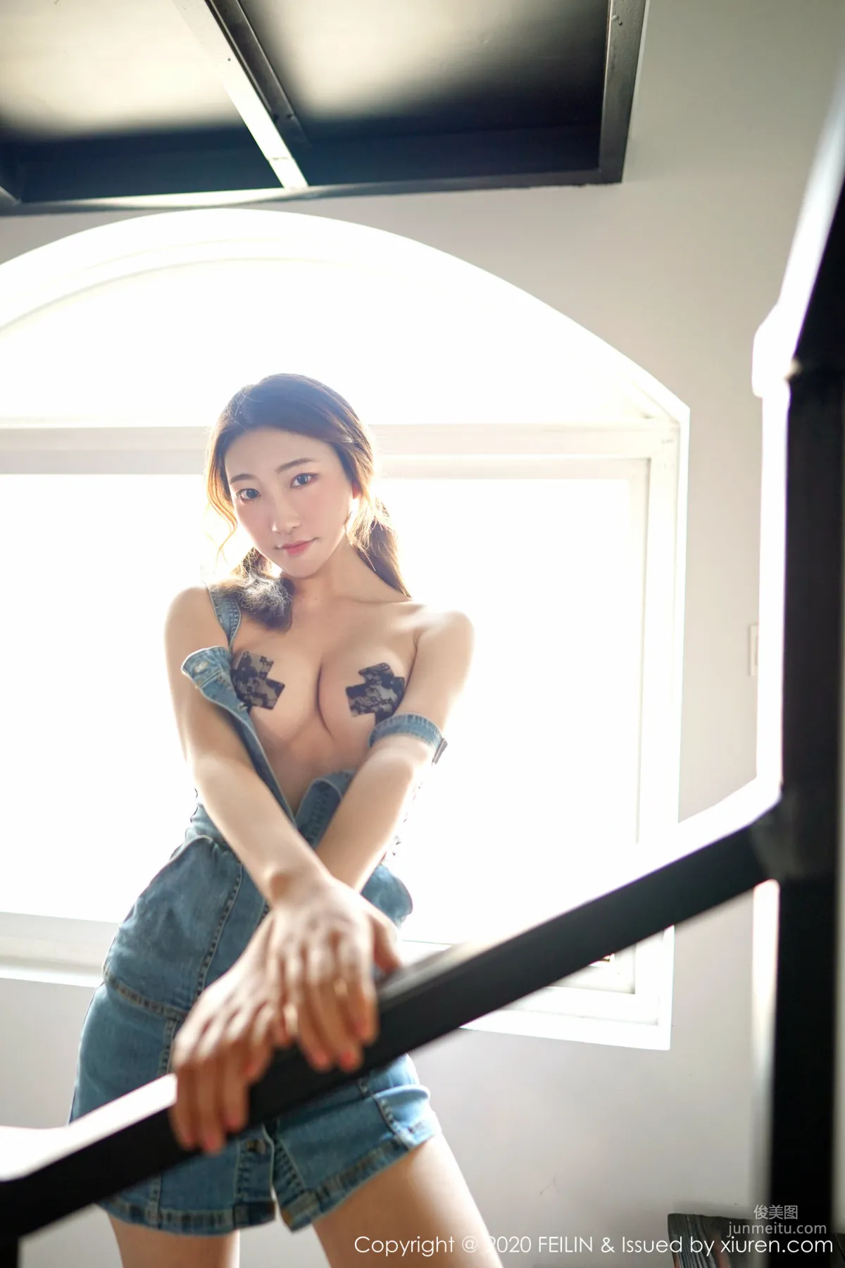 A. Little Panda 《A Girl with a Very Nice Figure and Skin》 [FeiLin] VOL.224 Photo Set photo 6