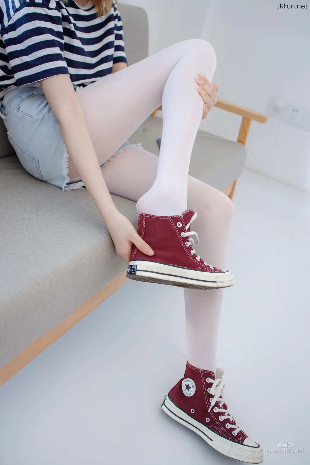 Aika《80D白丝》 [森萝财团] JKFUN-020 写真集15