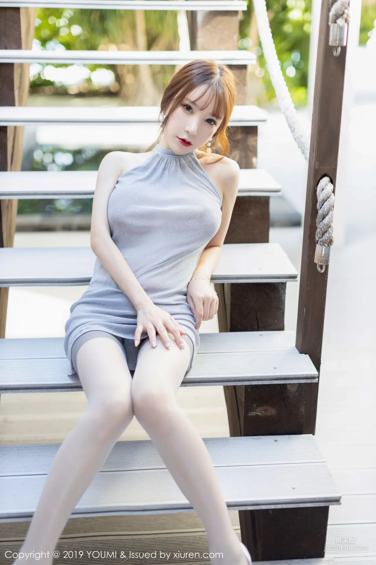 Zhou Yuxi Sandy 'The Seductive Charm of Sexy Garter Stockings' [YouMi] Vol.385 Photo Set photo 13