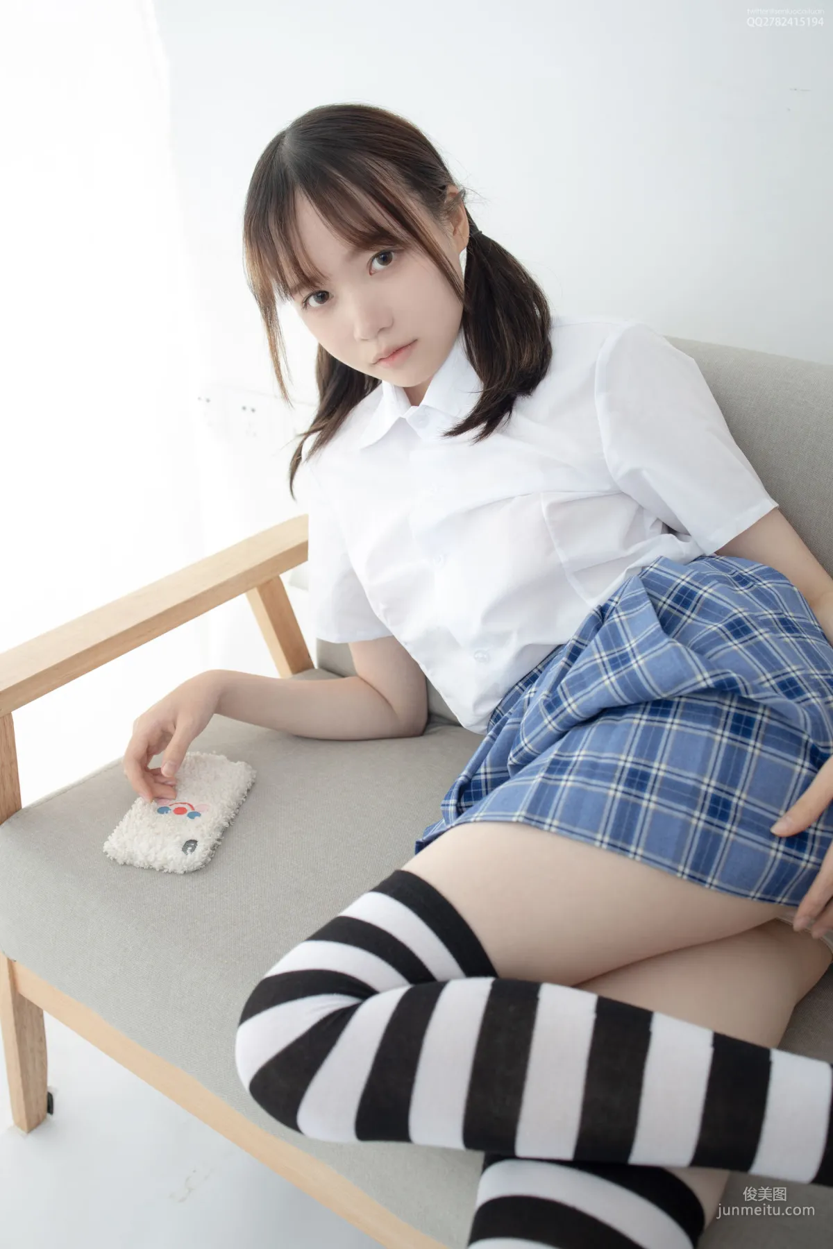 Aika《黑白高筒》 [森萝财团] JKFUN-045 写真集20