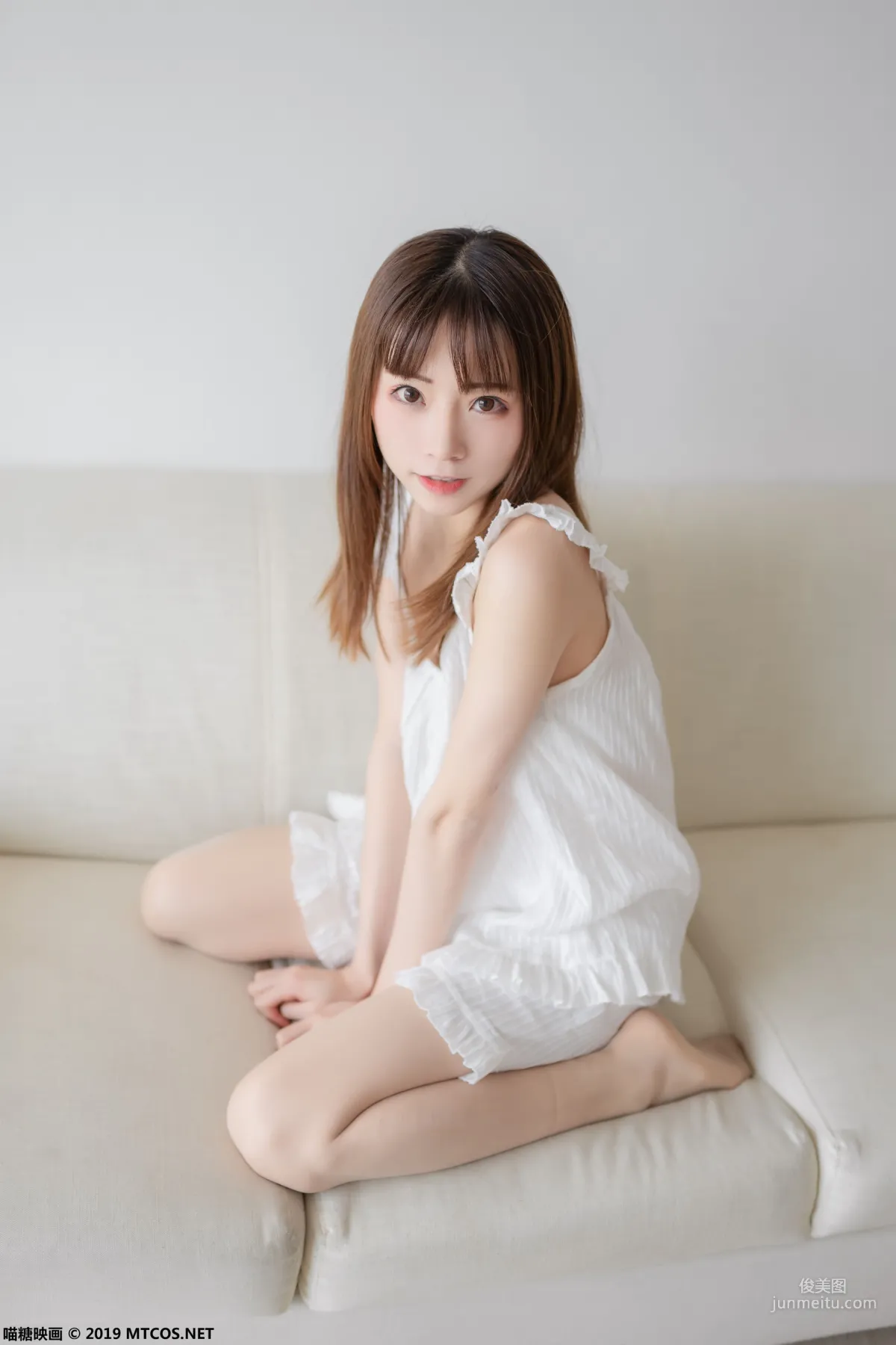 《白色睡衣》 [喵糖映画] VOL.056 写真集23