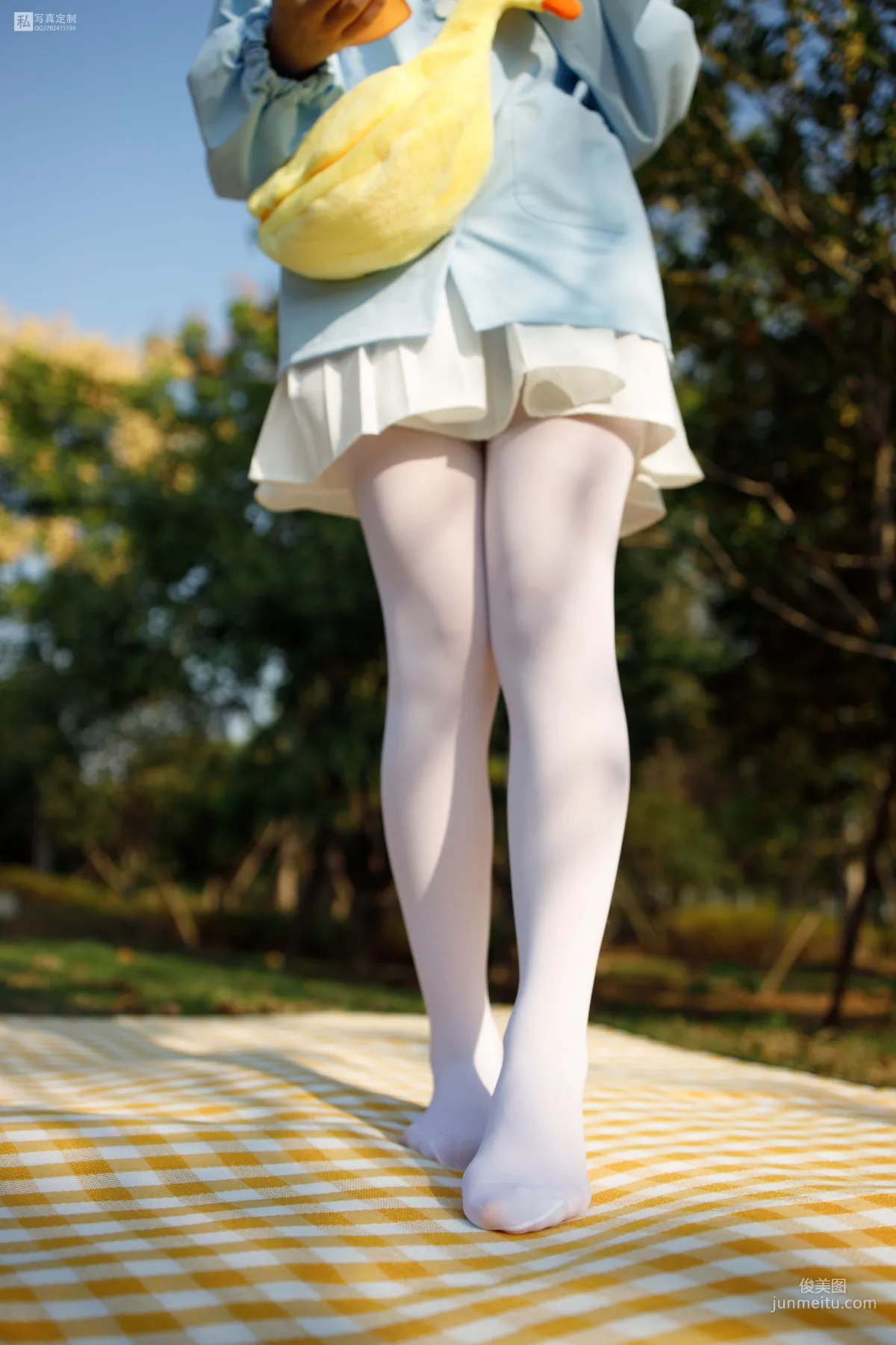 默陌《踩物 白丝50D》 [森萝财团] JKFUN-031 写真集12