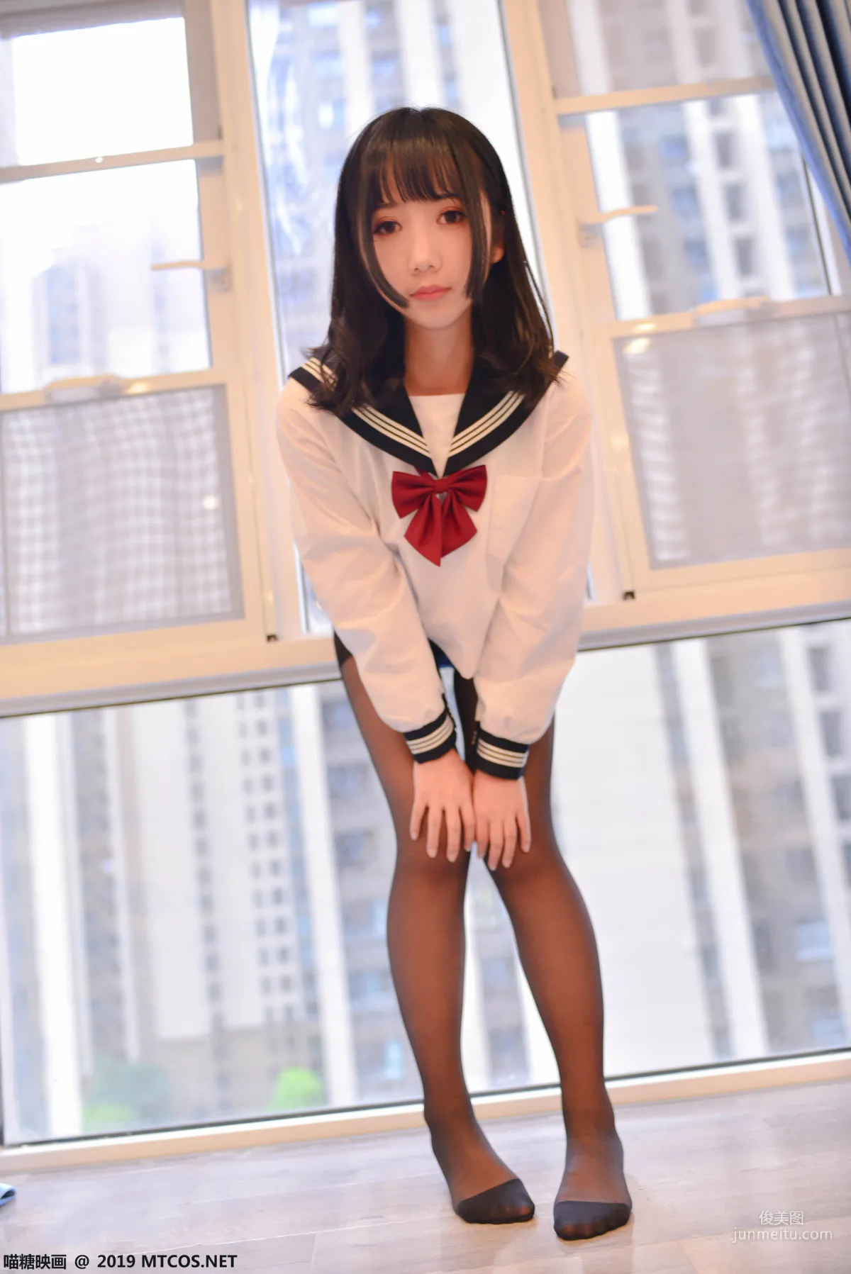 《制服下的死水庫》 [喵糖映畫] VOL.064 寫真集 22