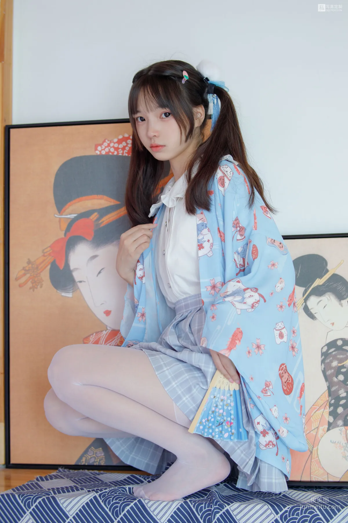 默陌《15D白絲 花裡胡哨的民宿》 [森蘿财團] JKFUN-027 寫真集 49